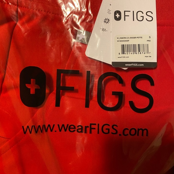 Figs Pop red Catarina and zamora  set NWT - Picture 9 of 11